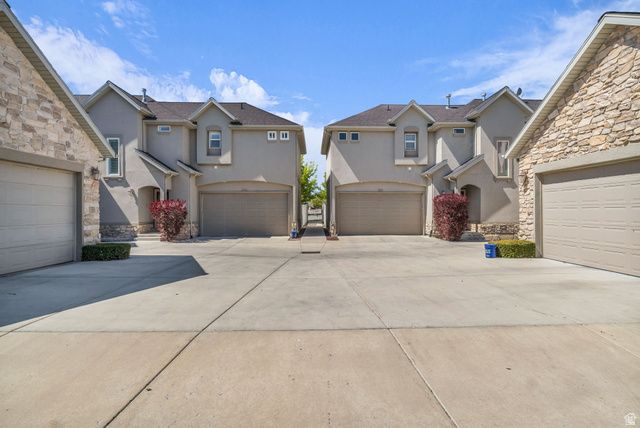 10782 S WYNGATE PARK DR, South Jordan, UT 84095