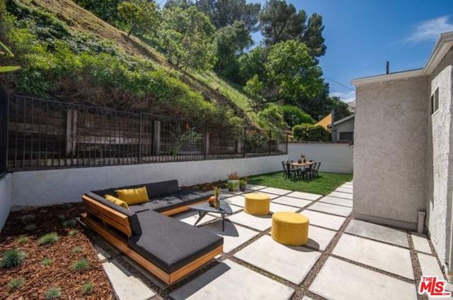 12248 Laurel Terrace Drive, Studio City, CA 91604