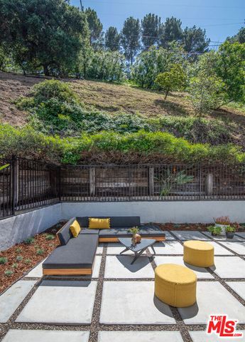 12248 Laurel Terrace Drive, Studio City, CA 91604