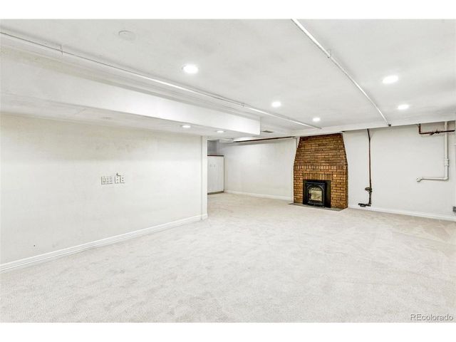 2660 Meade St, Denver, CO 80211