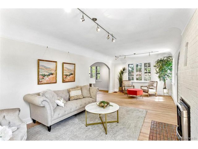 2660 Meade St, Denver, CO 80211