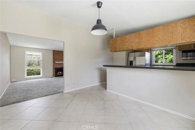 2128 College, Costa Mesa, CA 92627