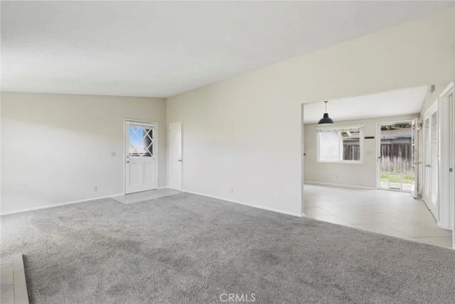 2128 College, Costa Mesa, CA 92627