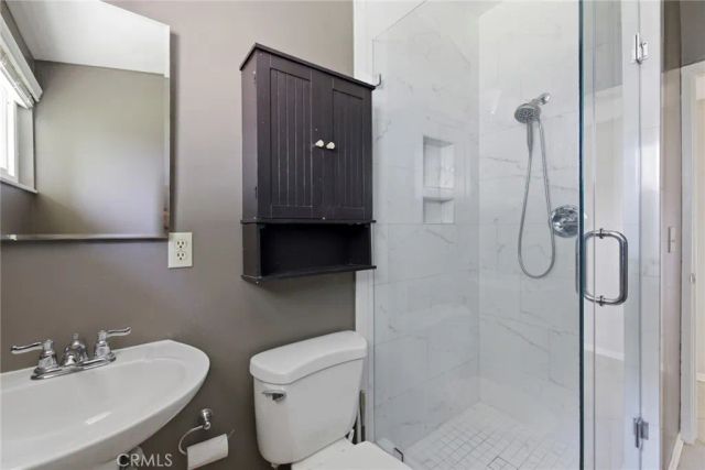 2128 College, Costa Mesa, CA 92627