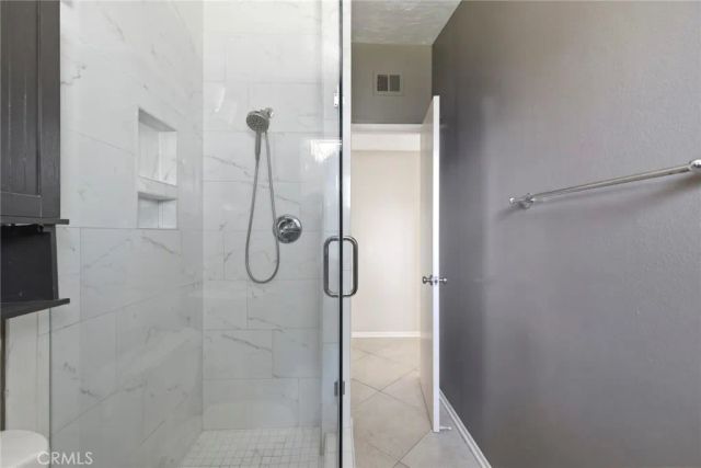 2128 College, Costa Mesa, CA 92627