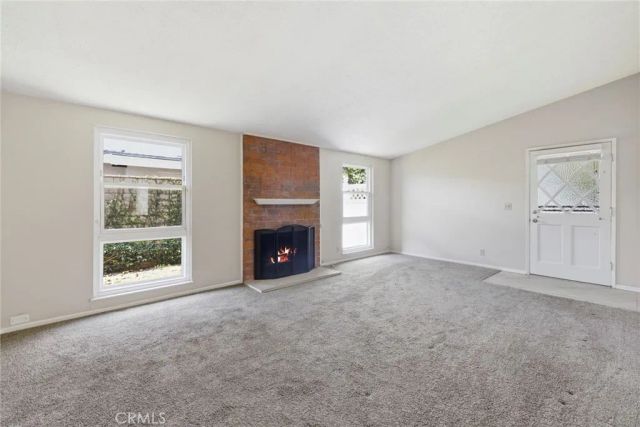 2128 College, Costa Mesa, CA 92627