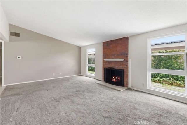 2128 College, Costa Mesa, CA 92627