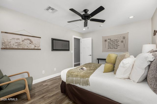 5714 S 12TH Lane, Phoenix, AZ 85041