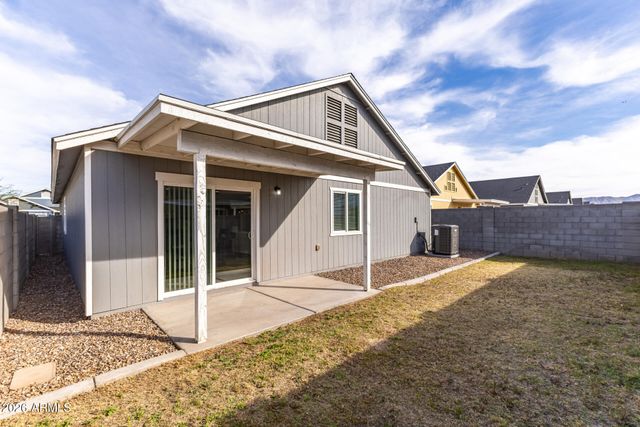 5714 S 12TH Lane, Phoenix, AZ 85041