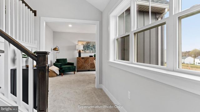 110 COPPER RIDGE DR, Newmanstown, PA 17073