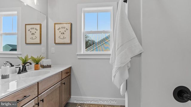 110 COPPER RIDGE DR, Newmanstown, PA 17073