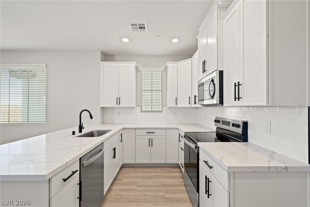 8340 Weidler Street, Las Vegas, NV 89166 — photo 4