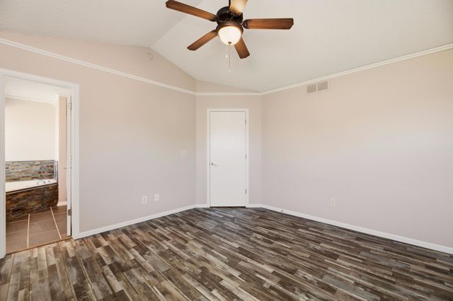 2510 S Cooper St, Wichita, KS 67210