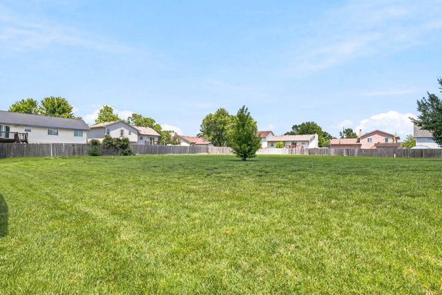 2510 S Cooper St, Wichita, KS 67210