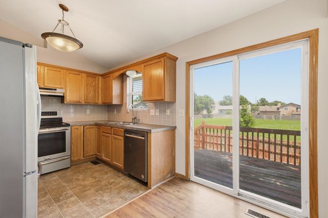 2510 S Cooper St, Wichita, KS 67210
