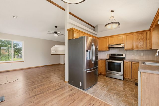 2510 S Cooper St, Wichita, KS 67210