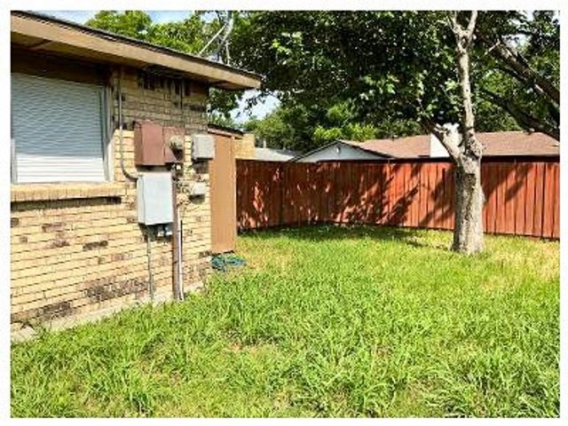 2833 Emberwood Drive, Garland, TX 75043