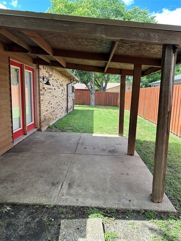 2833 Emberwood Drive, Garland, TX 75043