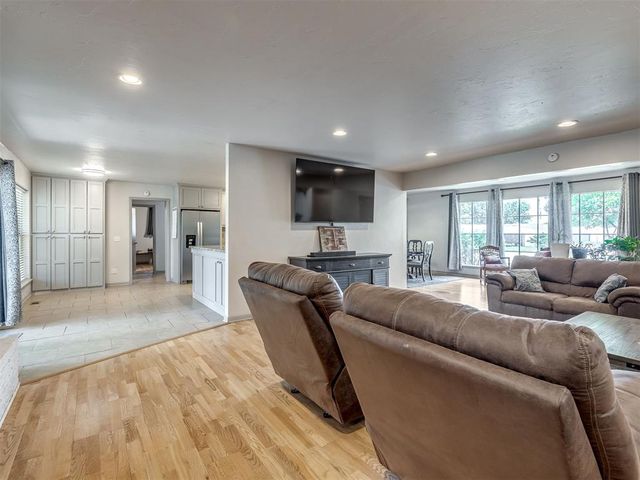 7329 Crown Point Road, Oklahoma City, OK 73132