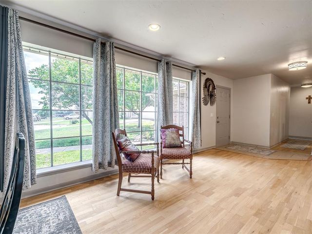 7329 Crown Point Road, Oklahoma City, OK 73132