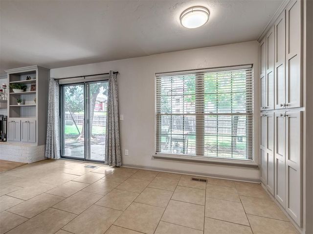 7329 Crown Point Road, Oklahoma City, OK 73132