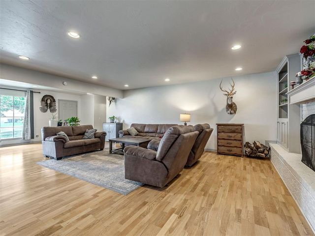 7329 Crown Point Road, Oklahoma City, OK 73132