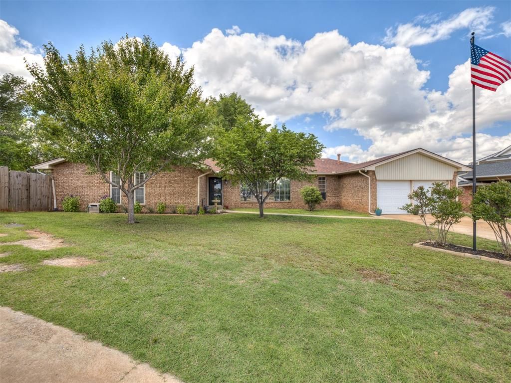 7329 Crown Point Road, Oklahoma City, OK 73132