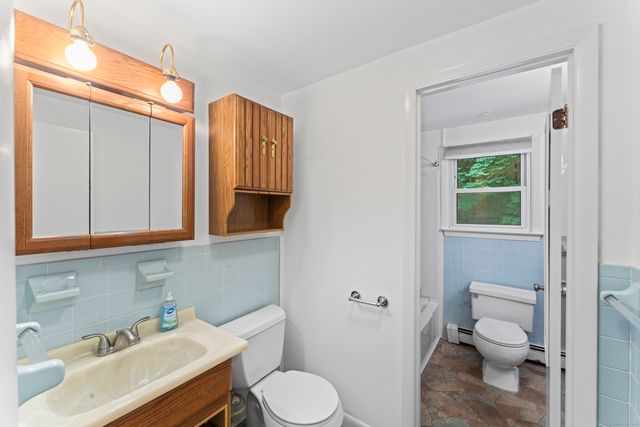 26 Appleblossom Lane, Newtown, CT 06470
