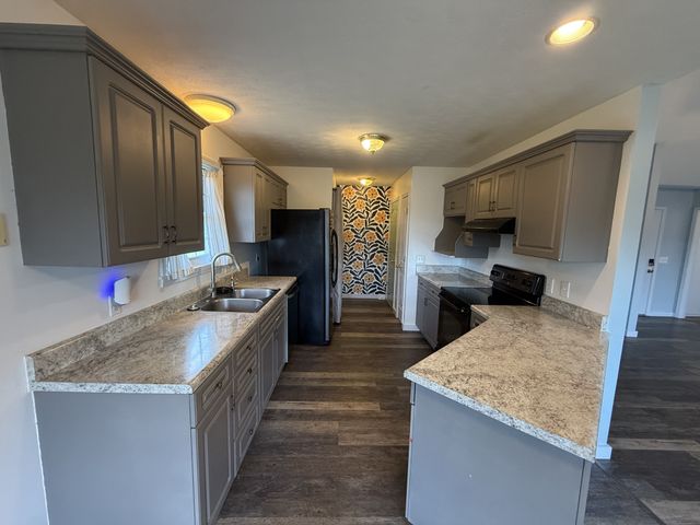 2017 Smith Cir, Greenbrier, TN 37073