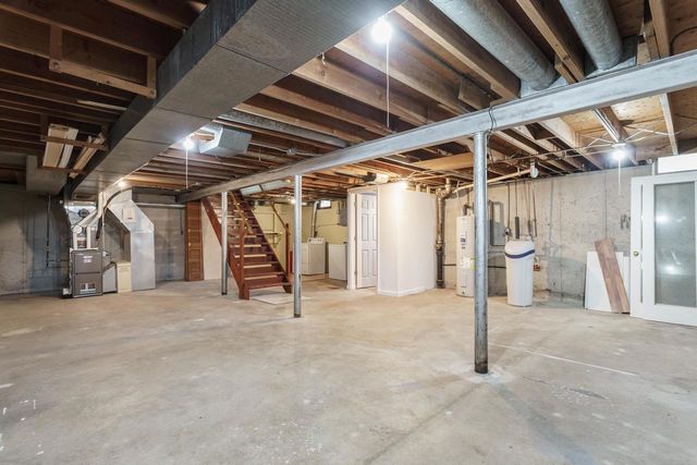 478 N Arch Street, Janesville, WI 53548