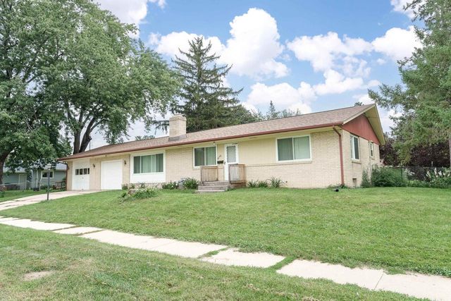 478 N Arch Street, Janesville, WI 53548
