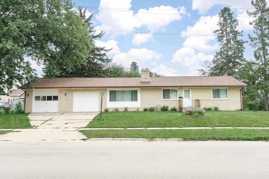 478 N Arch Street, Janesville, WI 53548