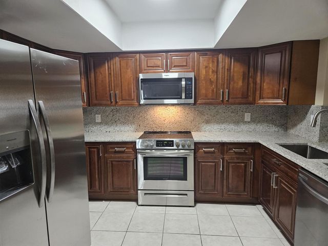 7910 NW 70th Court, Tamarac, FL 33321