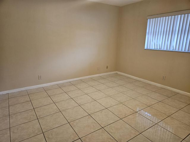 7910 NW 70th Court, Tamarac, FL 33321