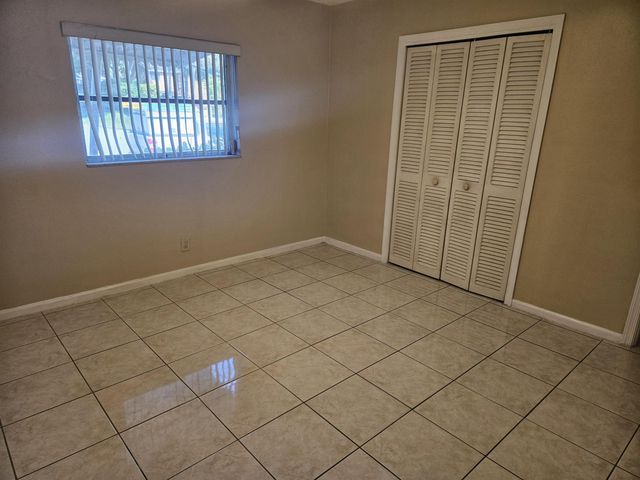 7910 NW 70th Court, Tamarac, FL 33321