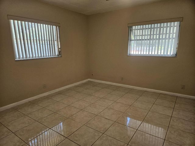 7910 NW 70th Court, Tamarac, FL 33321