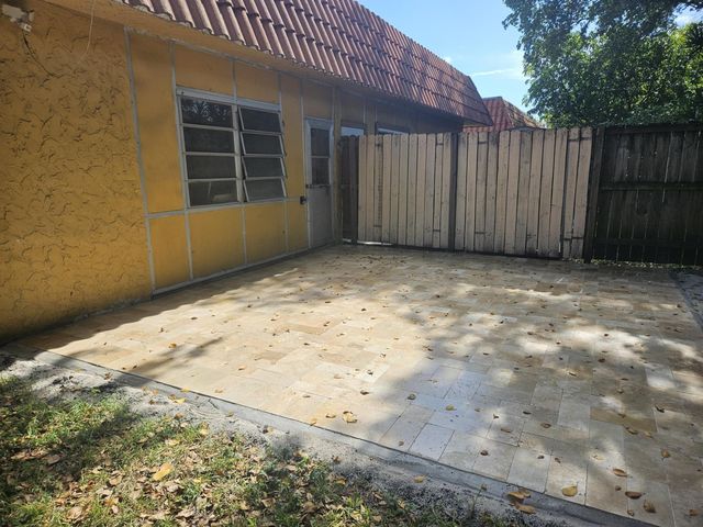 7910 NW 70th Court, Tamarac, FL 33321