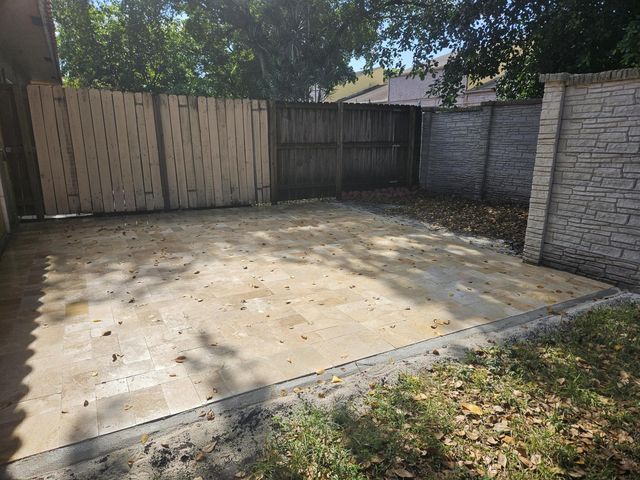 7910 NW 70th Court, Tamarac, FL 33321