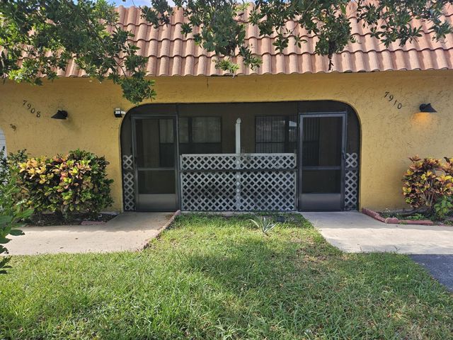 7910 NW 70th Court, Tamarac, FL 33321