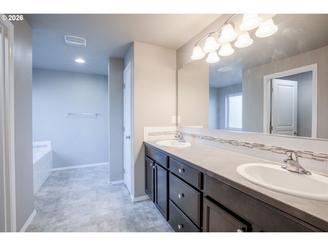 2952 SHELBY Way, Eugene, OR 97404