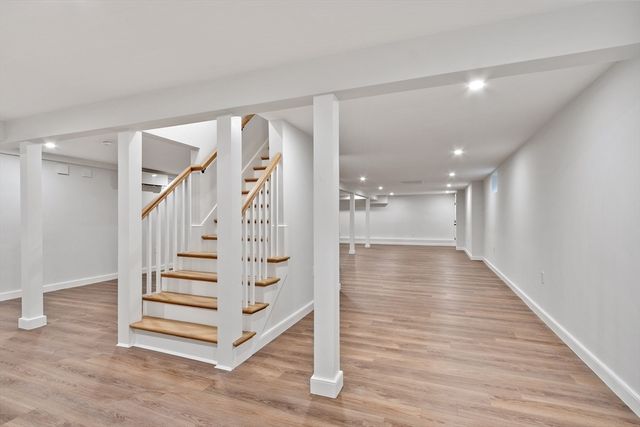 127 Lee Dr, Concord, MA 01742