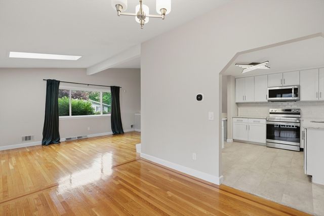 27 Clearview Drive, Framingham, MA 01701