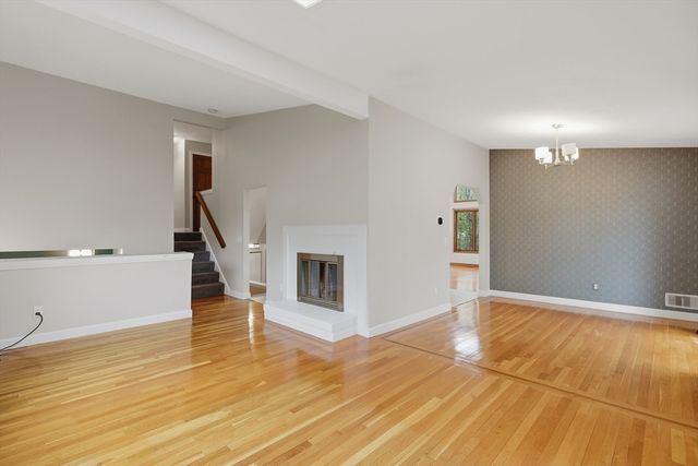 27 Clearview Drive, Framingham, MA 01701