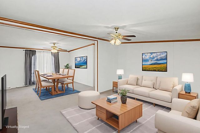 1111 S JEFFERSON Street, Salem, IL 62881