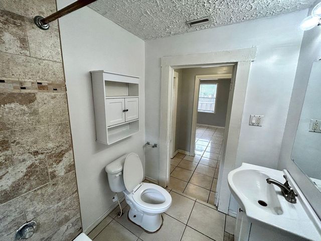 2308 E 15TH AVENUE, Tampa, FL 33605