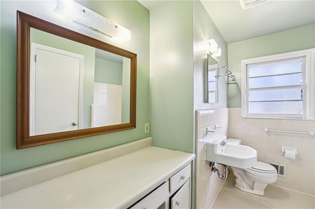 1601 Moncrief Circle, Decatur, GA 30033