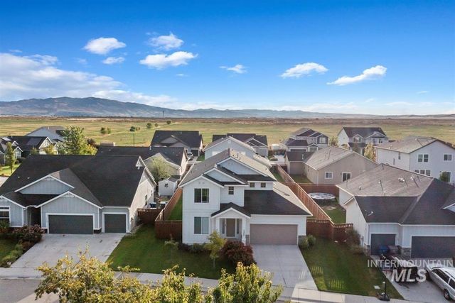 5900 S Sturgeon Way, Boise, ID 83709