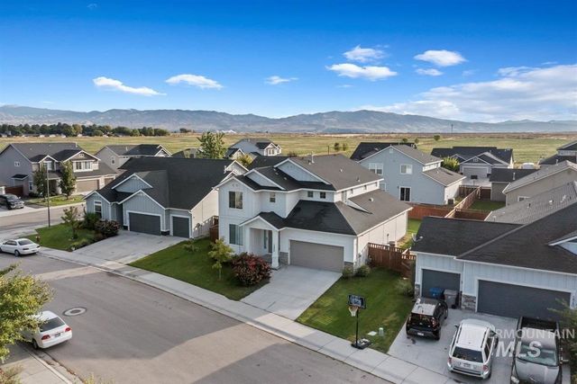 5900 S Sturgeon Way, Boise, ID 83709