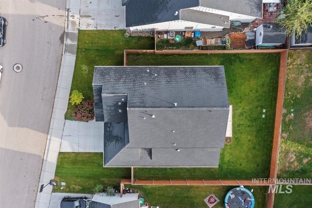 5900 S Sturgeon Way, Boise, ID 83709