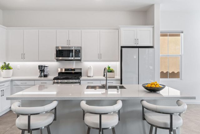 3455 Via Leonardo, Palm Desert, CA 92260